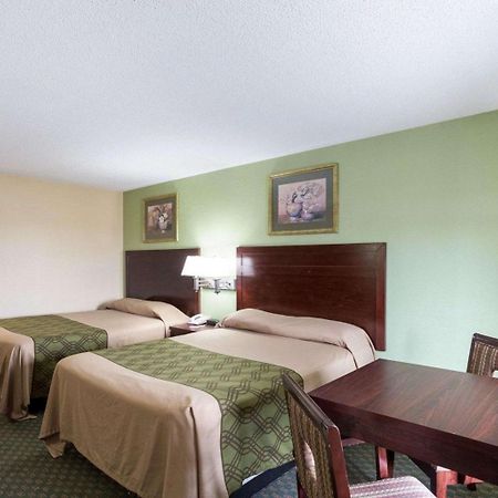 Rodeway Inn & Suites Новый Орлеан Экстерьер фото
