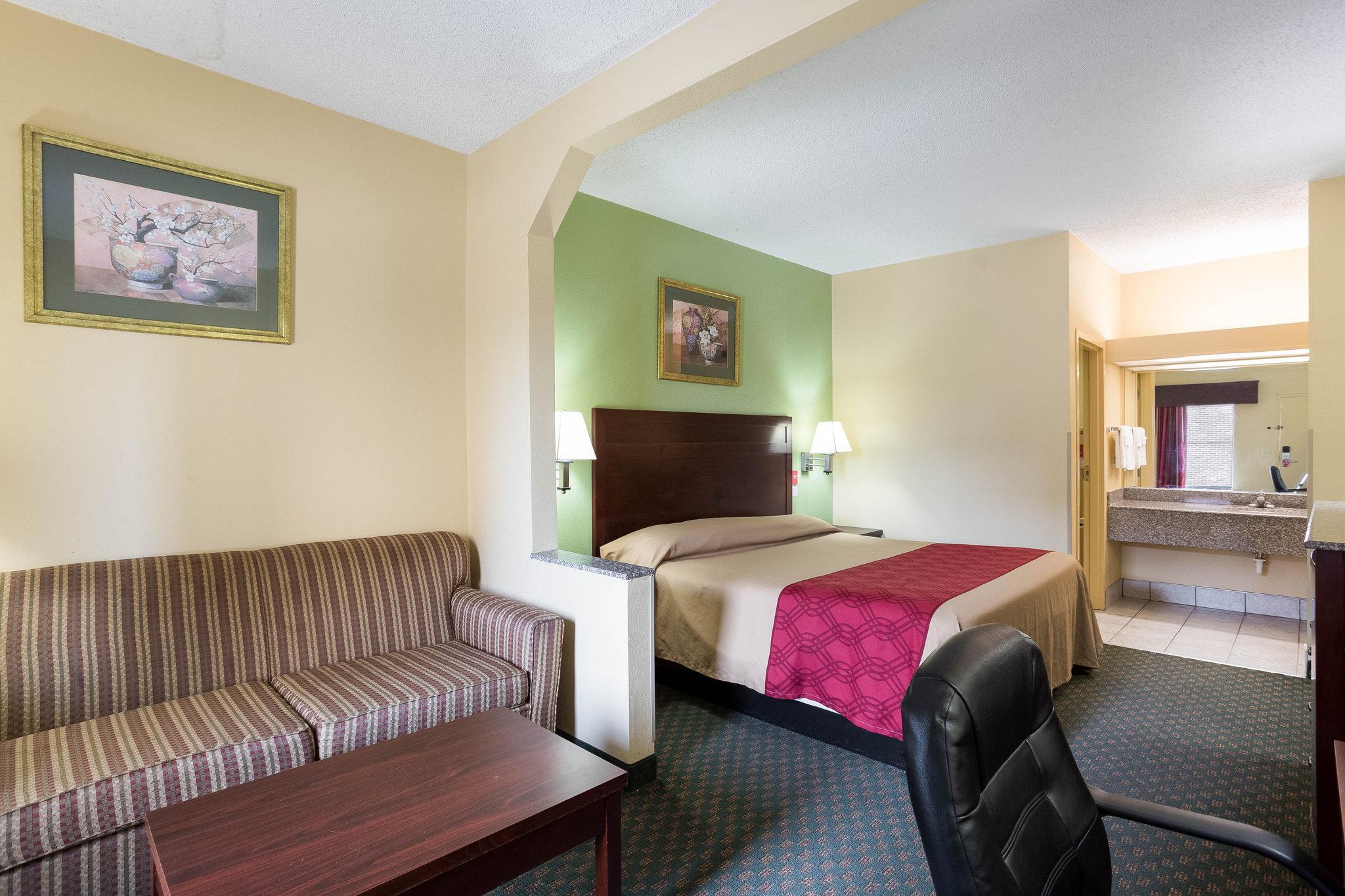 Rodeway Inn & Suites Новый Орлеан Экстерьер фото